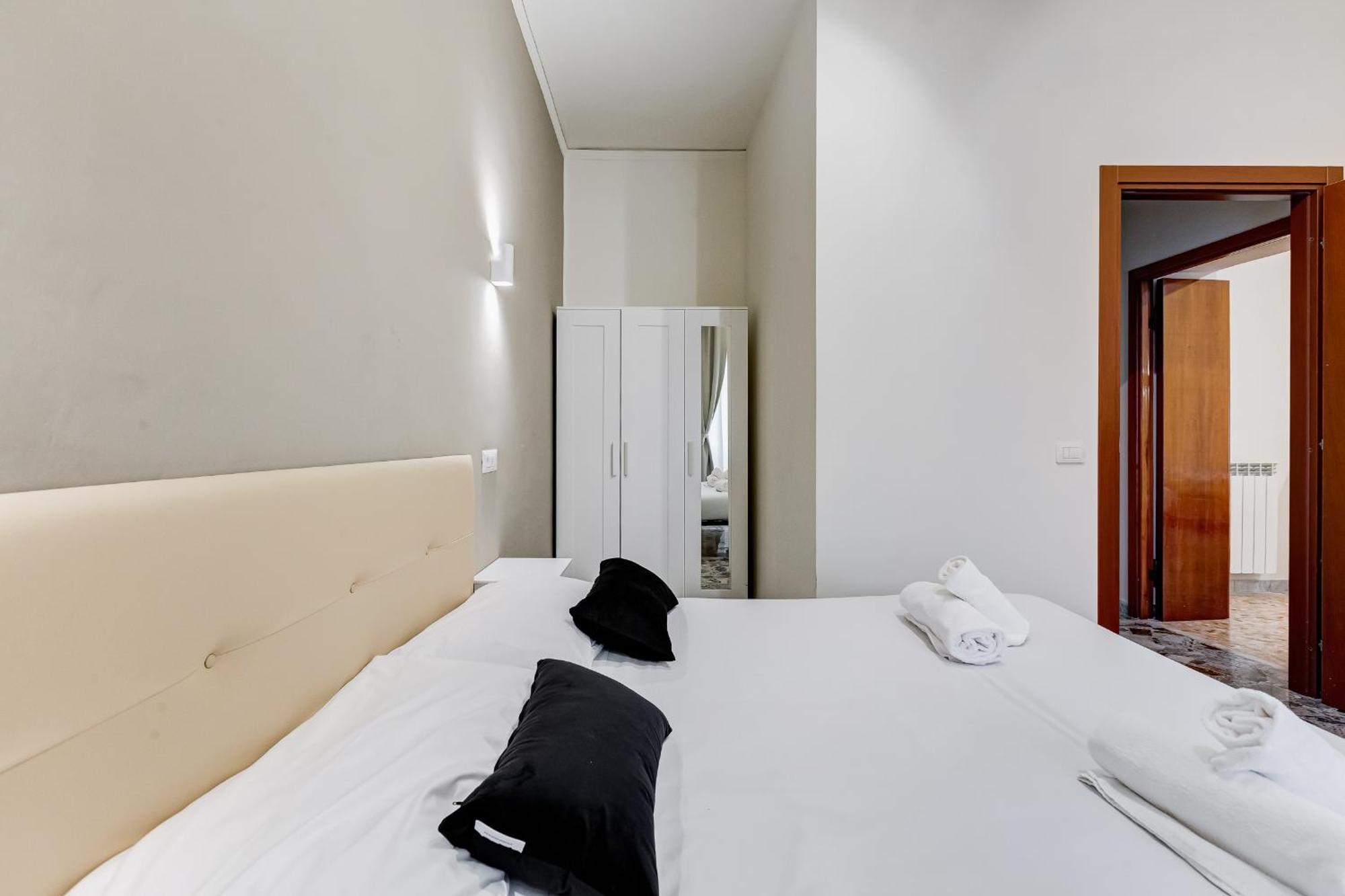 Vivilo Collection - San Vito View Apartment - 3 Bdr 2 Baths Rome Exterior photo