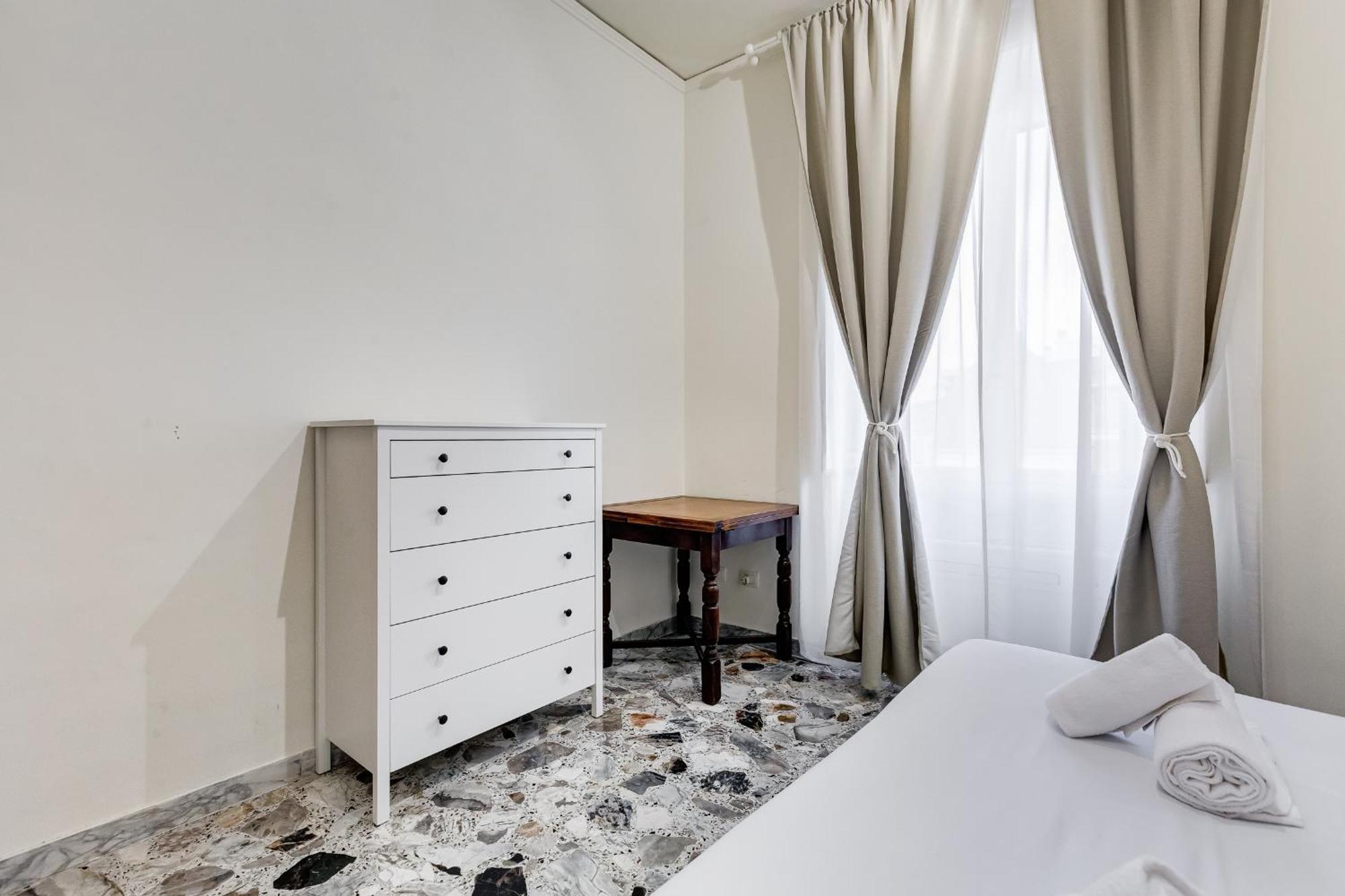 Vivilo Collection - San Vito View Apartment - 3 Bdr 2 Baths Rome Exterior photo