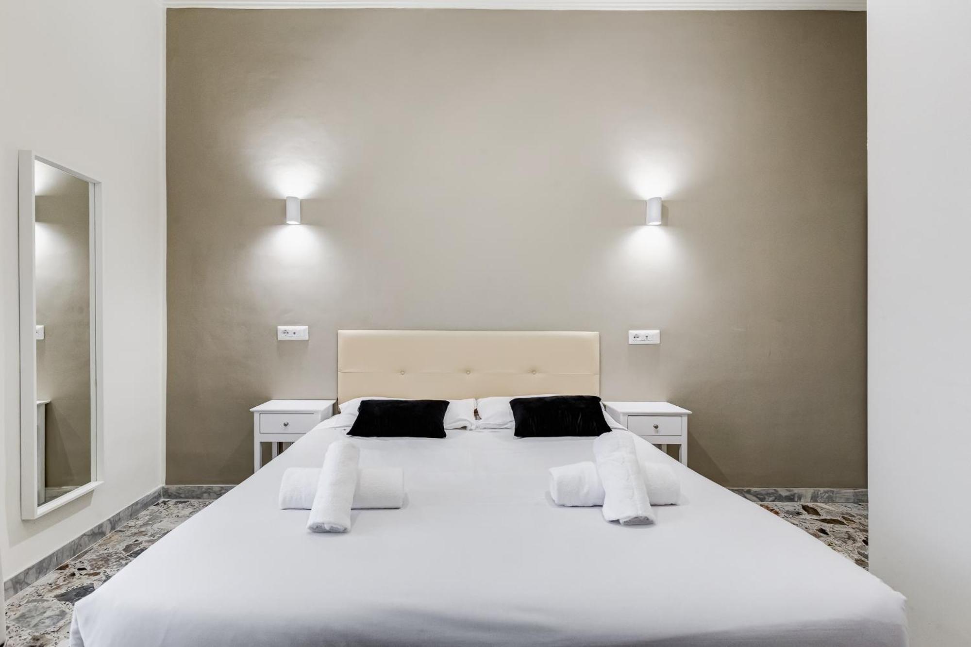 Vivilo Collection - San Vito View Apartment - 3 Bdr 2 Baths Rome Exterior photo